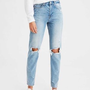 American Eagle Ripped Mom Jeans
